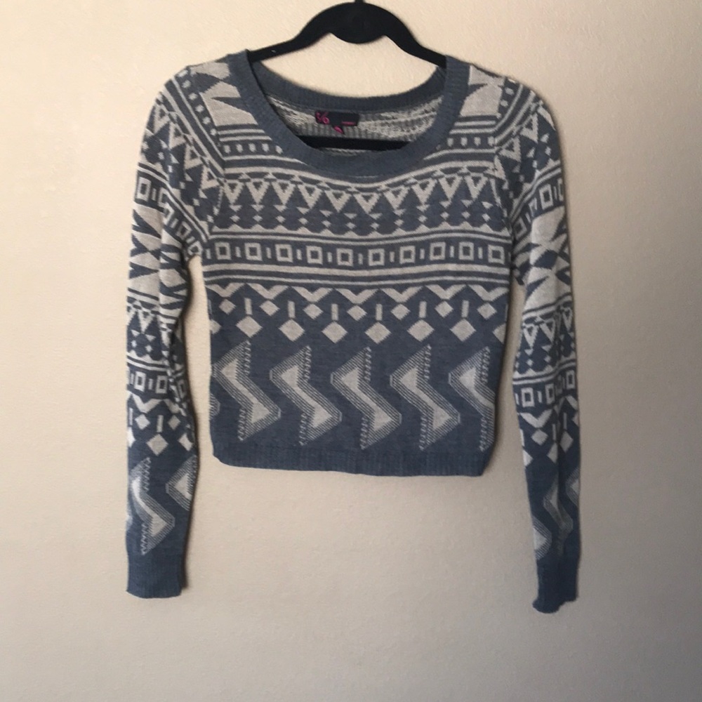 Geometric Patterned Blue and White Sweater